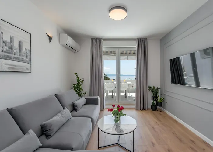 Beachfront Apartment Split